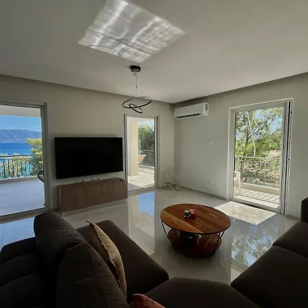 Διαμέρισμα Aqua